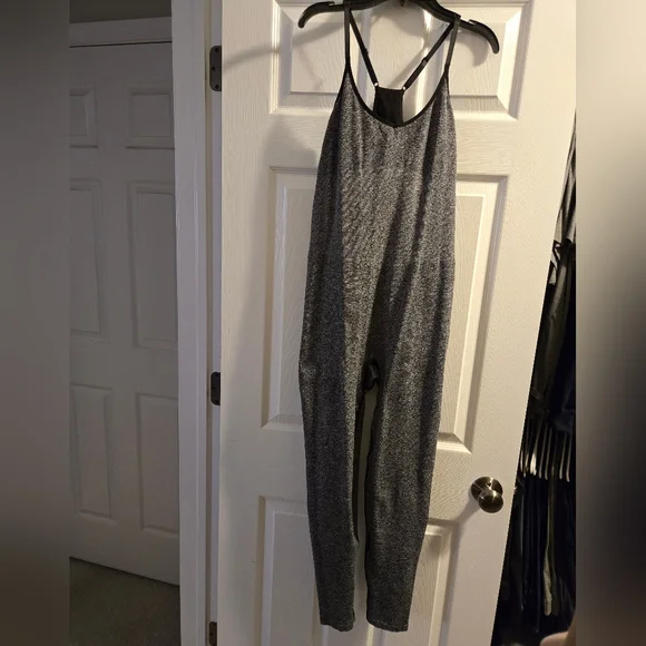 Seamless Bodysuit - Picture 2 of 8